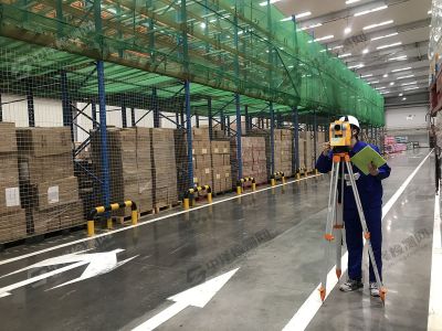 云南昆明飲料公司倉庫貨架安全檢測現(xiàn)場案例圖